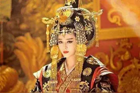 武则天82岁被迫下台，无权无势，为何无人敢找她秋后算账？图片
