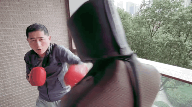 一场疫情，我变身宅男