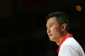 谁更懂球？国内喷子质疑杜锋的战术用人，希腊主帅却赞美中国队图片