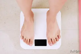 人到中年就发福，是因为基础代谢下降？别被误导了图片