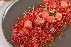 牛肉的别样吃法，川椒雪花牛肉粒、黑椒菌菇牛肉粒、橙皮牛肉粒图片