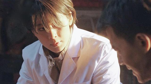 出道就演女主，搭档王一博惹人艳羡，22岁的她有什么来头？