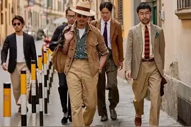 日本4、50岁男人真会穿，小个子+O型腿，却赢得不费劲的雅痞图片