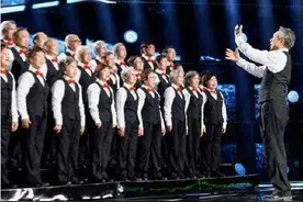 东方快评丨老年清华学霸们的《少年》唱出了精气神图片