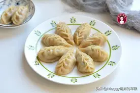 三伏天，用这些菜做蒸饺，8分钟出锅，柔软香嫩，手抓着吃更过瘾图片