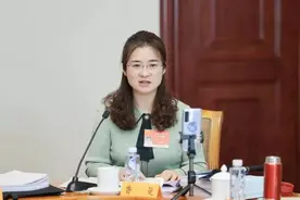 全国人大代表鲁曼：让乡土人才“香”起来 成为乡村振兴大舞台上的“最美风景”图片