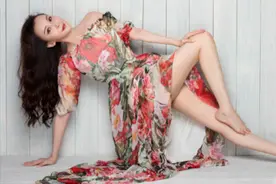 53岁仍未婚、亿万资产无人继承又怎样，单身富婆的快乐你不懂图片