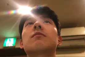刘昊然时隔4个月终晒照！胖到没下巴胡渣满满，脸色沧桑哪像22岁图片