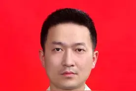 为战舰装上“中国心”的他，再获殊荣图片