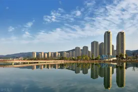 年轻人压力大，弃房断供成为普遍，专家却建议：买不起别买？图片