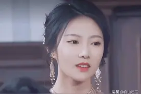 女演员曝试镜恐怖经历：导演要求换睡衣，试戏时把刀架在我脖子上图片