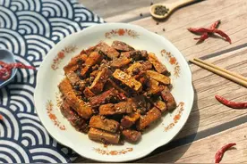 馋嘴小零食，教你做麻辣豆干，简单卫生又好吃图片