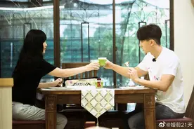 15年前的谎言被揭穿，吴尊翻车了：完美婚姻的背后，是精致的利己图片