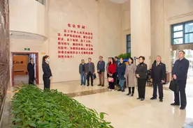襄阳市检察院邀请部分在襄省人大代表视察工作图片
