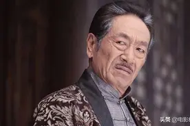 风流的王奎荣：与原配离婚，二婚娶小37岁娇妻，如今家庭很幸福图片