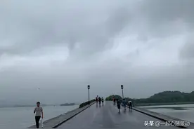 烟雨西湖，原来下雨天的西湖竟然这么美图片