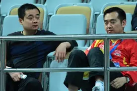 中国最牛的教练！曾说刘国梁得意忘形，踢翻孔令辉的床图片