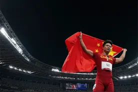 【奥运】广东名将苏炳添担任东京奥运会闭幕式中国体育代表团旗手图片