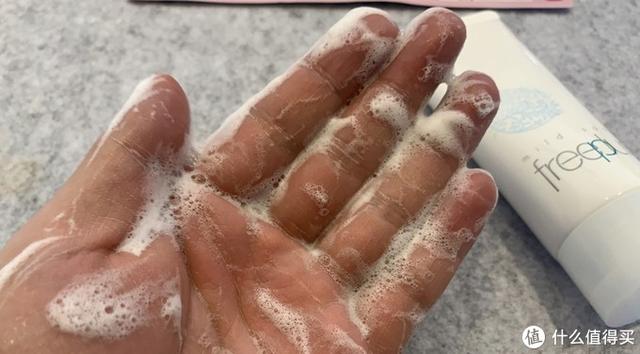 护肤品成分怎么看？横评100+产品后，值男真实选购经验分享