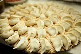 调饺子馅，牢记“2不加3顺序”，保证鲜美入味，油润多汁太香了图片