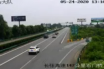 一个动作驾驶证记12分！高速公路行车错过出口后应该怎么做你知道吗？图片