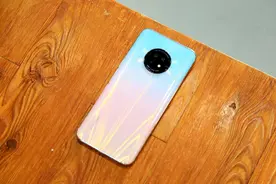 想换5G手机别跟风，这三款公认高价低配机型，千万别入坑图片