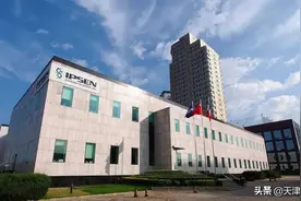 天津电视台报道：思密达蒙脱石散高新造 走进天津市A级放心药厂图片