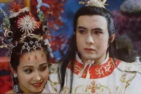 西游记，小白龙原本就是龙，为何将他推进化龙池？牵扯出一个秘密图片