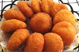 南瓜饼这样做太好吃，软糯香甜，简单营养，不错的居家美食图片