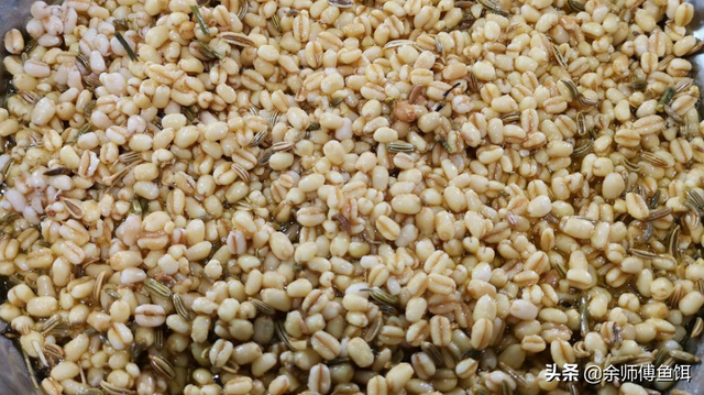 钓鱼精小药泡制自制饵料的详细配方，赶紧收藏起来