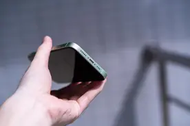 27W！iPhone 13快充升级了，但还是被安卓拉开十条街图片