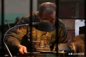 八级钳工曾是怎样一种存在？手挫航母，堪比机床图片
