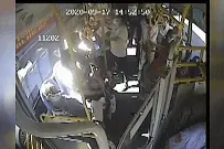 十堰公交车上乘客突然晕倒，多亏有他们图片