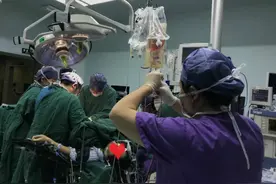 体内一颗“炸弹”爆了！浙江二胎妈妈孕32周突然腹痛，全身的血换了一遍图片