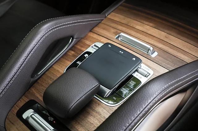 试驾｜丛林法则 梅赛德斯-奔驰 GLS