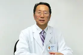 胡大一：支架费用降低后，警惕打着创新旗号的其他高值医用耗材，迫切需要提高医生阳光收入图片