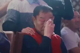 又一相声名家收徒，现场激动落泪，相声表演艺术家杨少华助阵图片