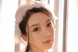 我从不羡慕街头的情侣，我只羡慕小巷牵手的老人图片