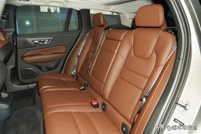 或为最美旅行车？实拍全新沃尔沃V60，33.99万元起售