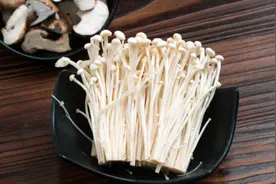 “明天见”金针菇居然是“智力菇”，铁含量是菠菜的20倍图片