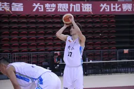 曾单场狂砍52分！CBA“网红大队”引进前新世纪得分狂魔图片