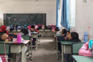 学生作业没完成，你是怎么处理的?依依老师有妙招!图