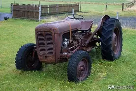 姬庄社区：10多人伙买一台拖拉机搞运输图片