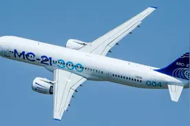 俄国产大飞机MC-21将于2021年下半年服役图片