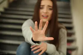 胡剑云：和老婆讲道理的男人，开口就输了图片