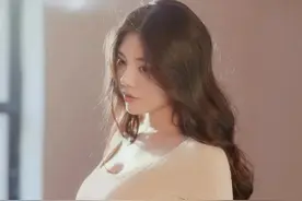 身材丰满的4位女星，徐冬冬身材完美，杨幂身材恰到好处图片