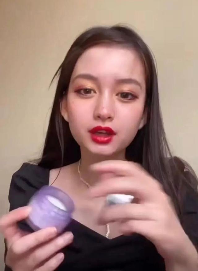 拉踩欧阳娜娜，营销“汤臣一品千金，”这位00后网红又叕翻车了