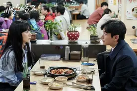 豆瓣9.4，神作《秘密森林》第二季开播，五星预定图片