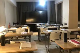 没考上公务员，我成了年薪40万的公考老师图片