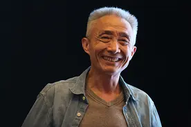 64岁戴建业教授疯狂捞金的背后：没了爱妻，文人风骨丢了又如何图片